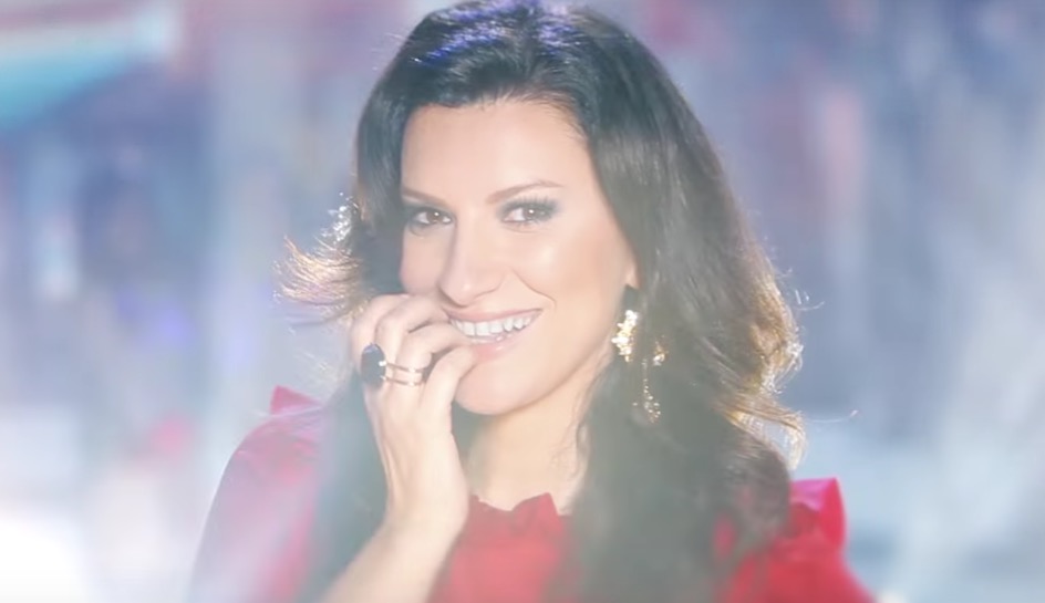 La Navidad ha llegado a Laura Pausini