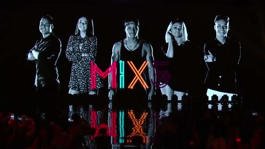 MIX5 ganan ‘La Banda’ y se presentan con una abominable versión de ‘A Puro Dolor’