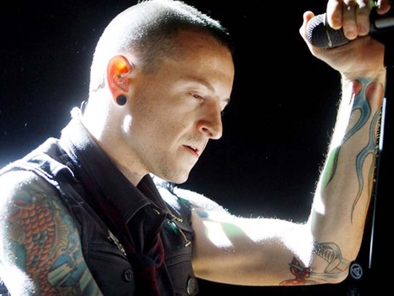  Encuentran muerto a Chester Bennington, vocalista de Linkin Park