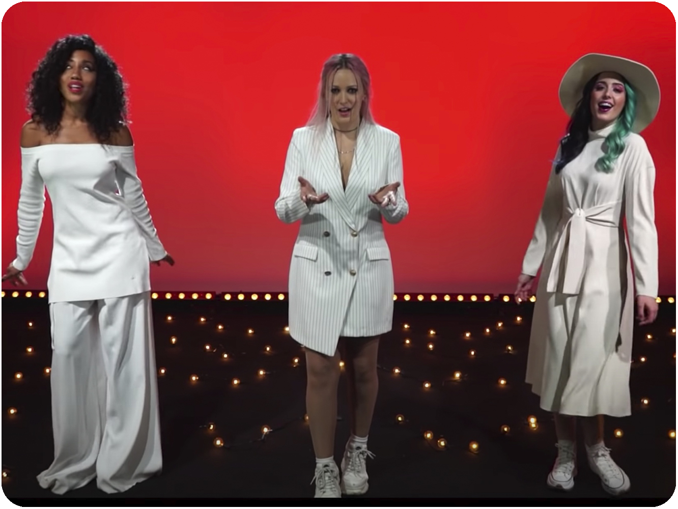 Farmatint Kweens Sweet California felicitan la Navidad con ‘Jingle Bell Rock’ y anuncian nuevo material para 2021