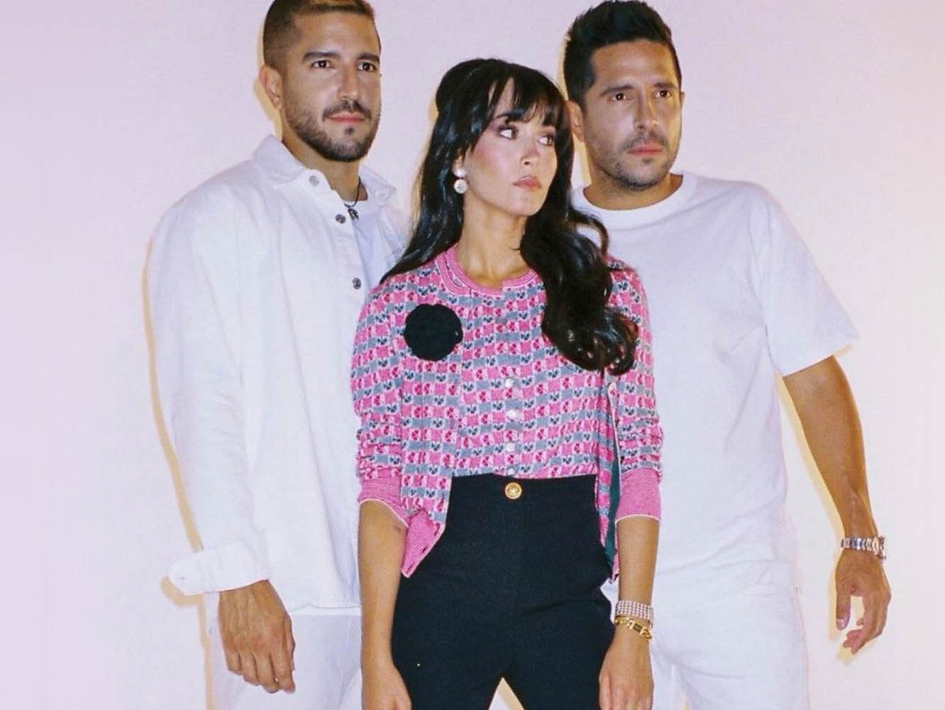 Derroche de cringe en el rap de Cali Y El Dandee en ‘Coldplay’, junto a Aitana